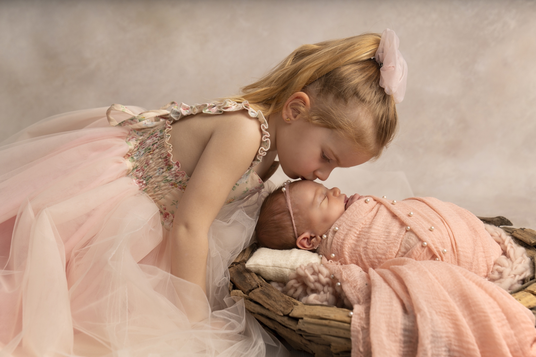 séance photo nouveau-né au studio , bébé, béziers, gard, Hérault, Montpellier, naissance, Nîmes, nouveau-né, occitanie, photographe bébé, photographe naissance, photographe nouveau-né, séance photo bébé, séance photo naissance, séance photo nouveau-né, naissance, Photographe nouveau-né, naissance, bébé sur Montpellier, Nîmes, Béziers, l'Hérault, le Gard, photographe nouveau-né, photographe bébé, photographe naissance, séance photo bébé, séance photo naissance, séance photo bébé, studio photo, Montpellier, nîmes, hérault, gard, béziers, sète, occitanie