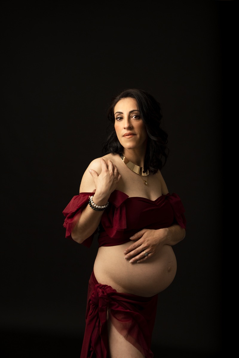 photographe-maternite-femme-enceinte-grossesse-seance-photo-studio-montpellier-beziers-nimes-herault-gard-occitanie (19)