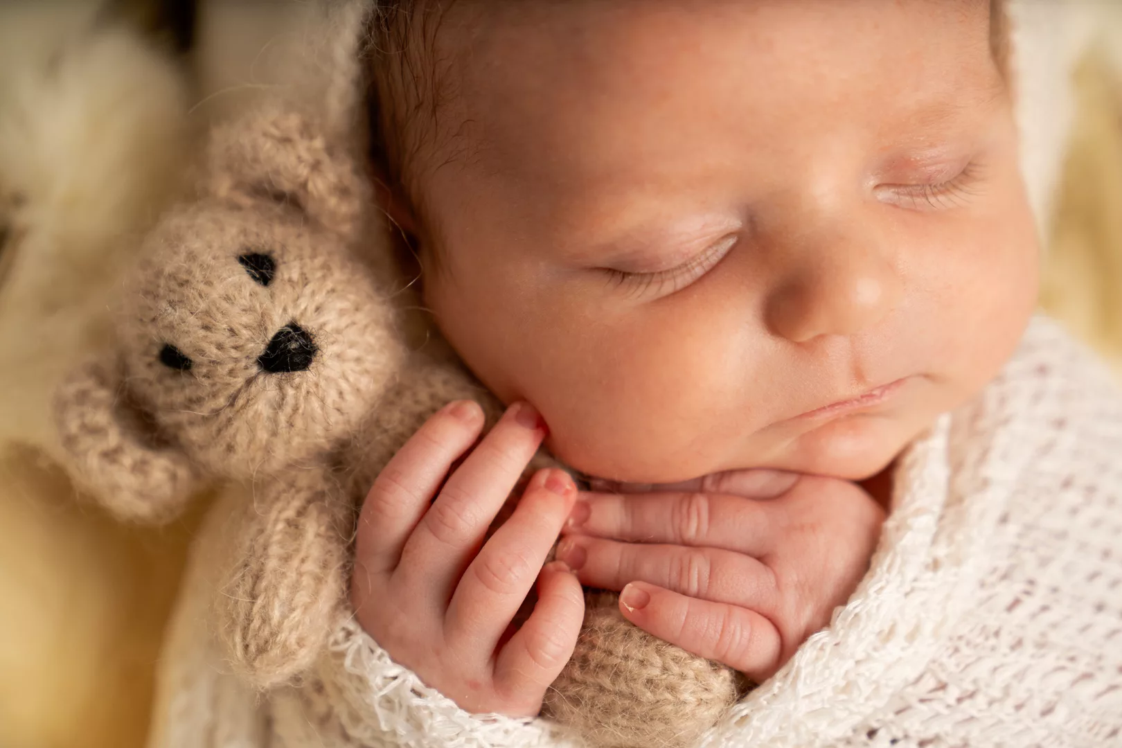 seance-photo-bebe-naissance-nouveaune-photographe-montpellier-beziers-nimes-herault-gard (25)