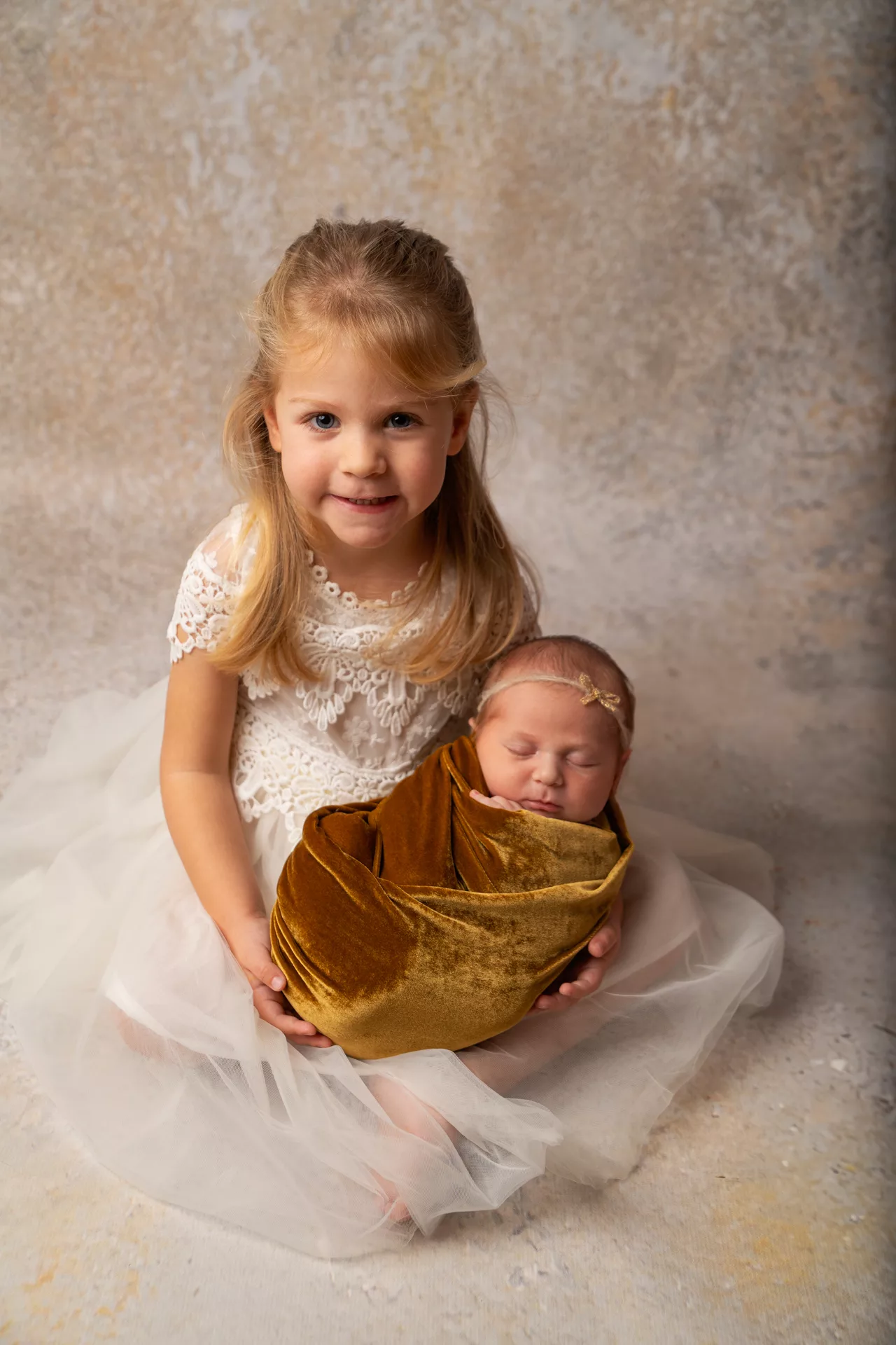 seance-photo-naissance-famille-studio-bebe-nouveaune-montpellier-herault-beziers-sete-agde-pezenas (22)