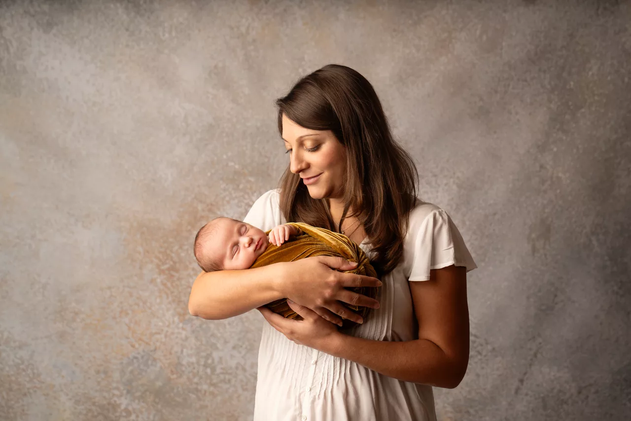 seance-photo-naissance-famille-studio-bebe-nouveaune-montpellier-herault-beziers-sete-agde-pezenas (24)